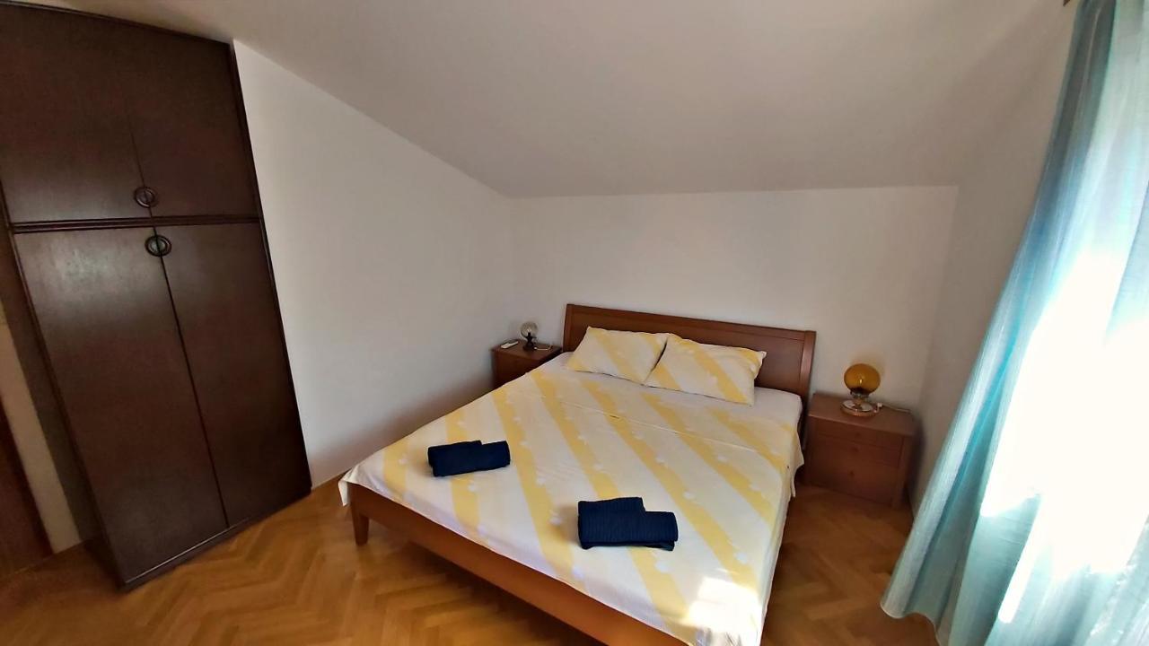 Apartment Roscic Omiš Exterior foto